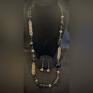 Elegant Black and Gold Jewelry Set